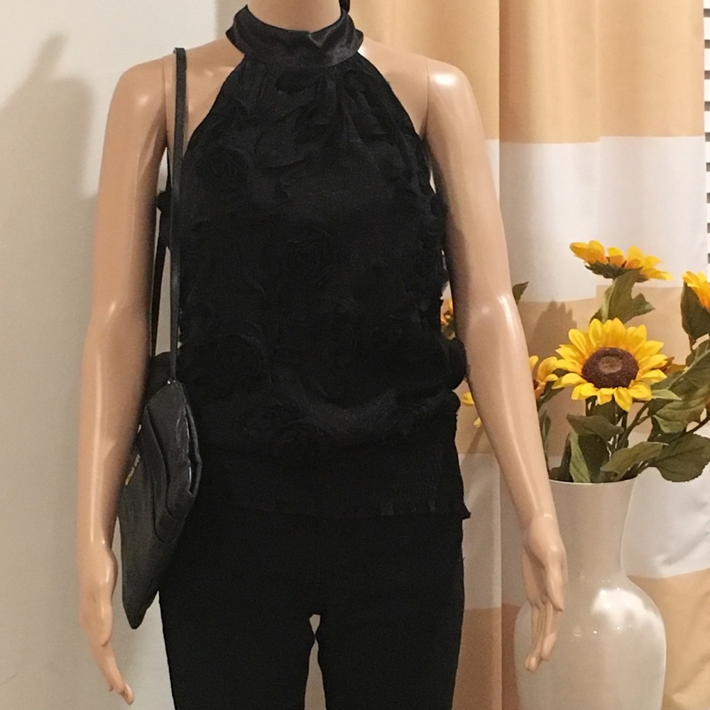 ❗️Final Price❗️Black halter with flowers